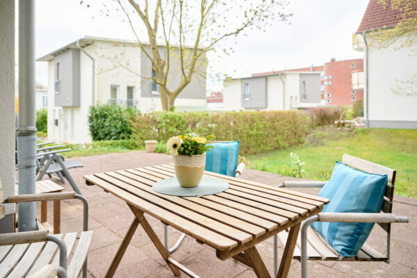 Terrasse Hafeneck Moba Travel