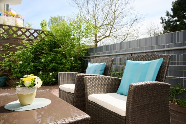 Kinderfreundliche Terrasse Bootssteg Moba Travel